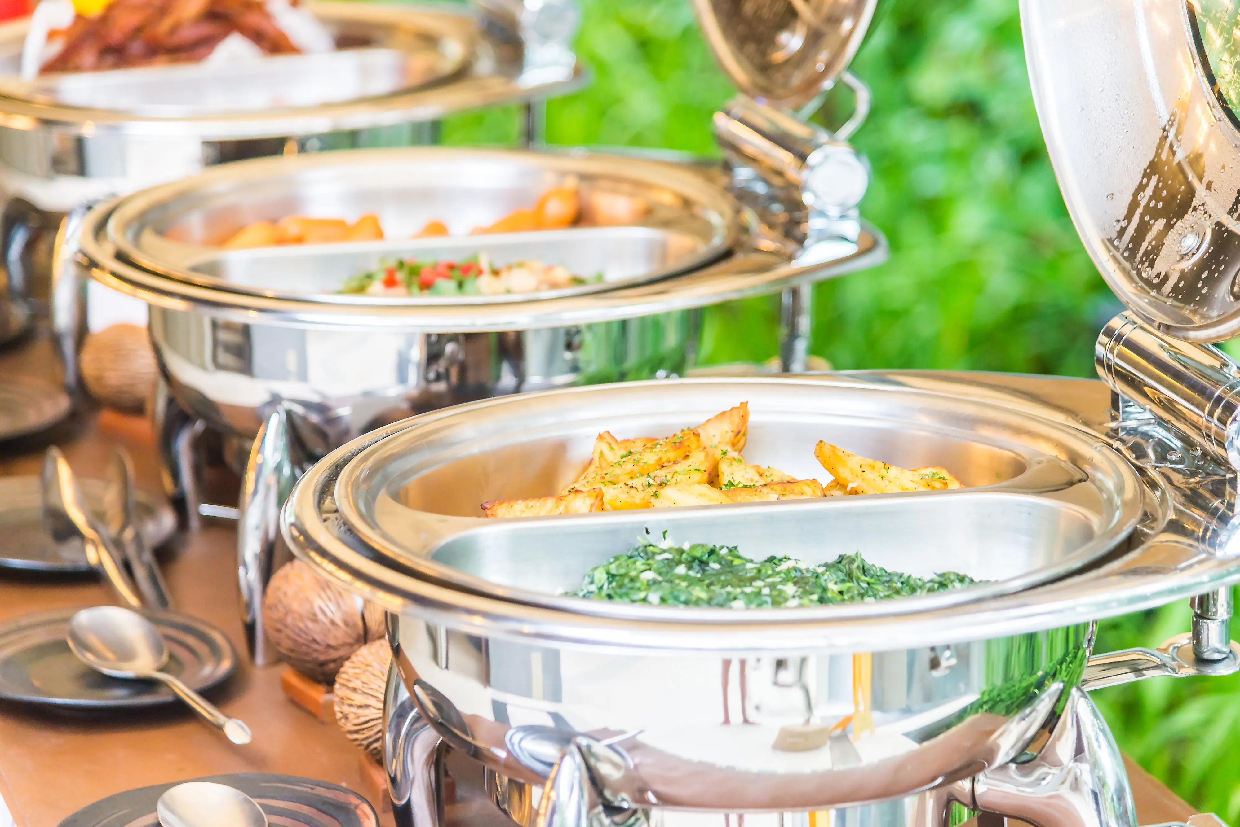 The Must-Haves in a Freshers’ Party Menu