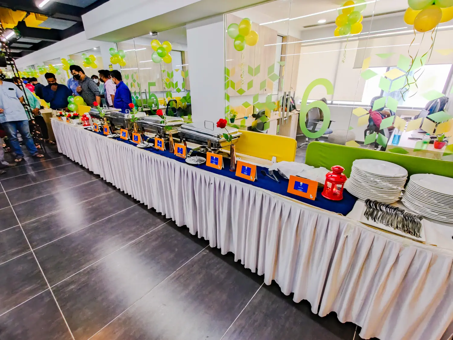 why-hiring-a-credible-catering-service-is-a-must-for-any-corporate-event